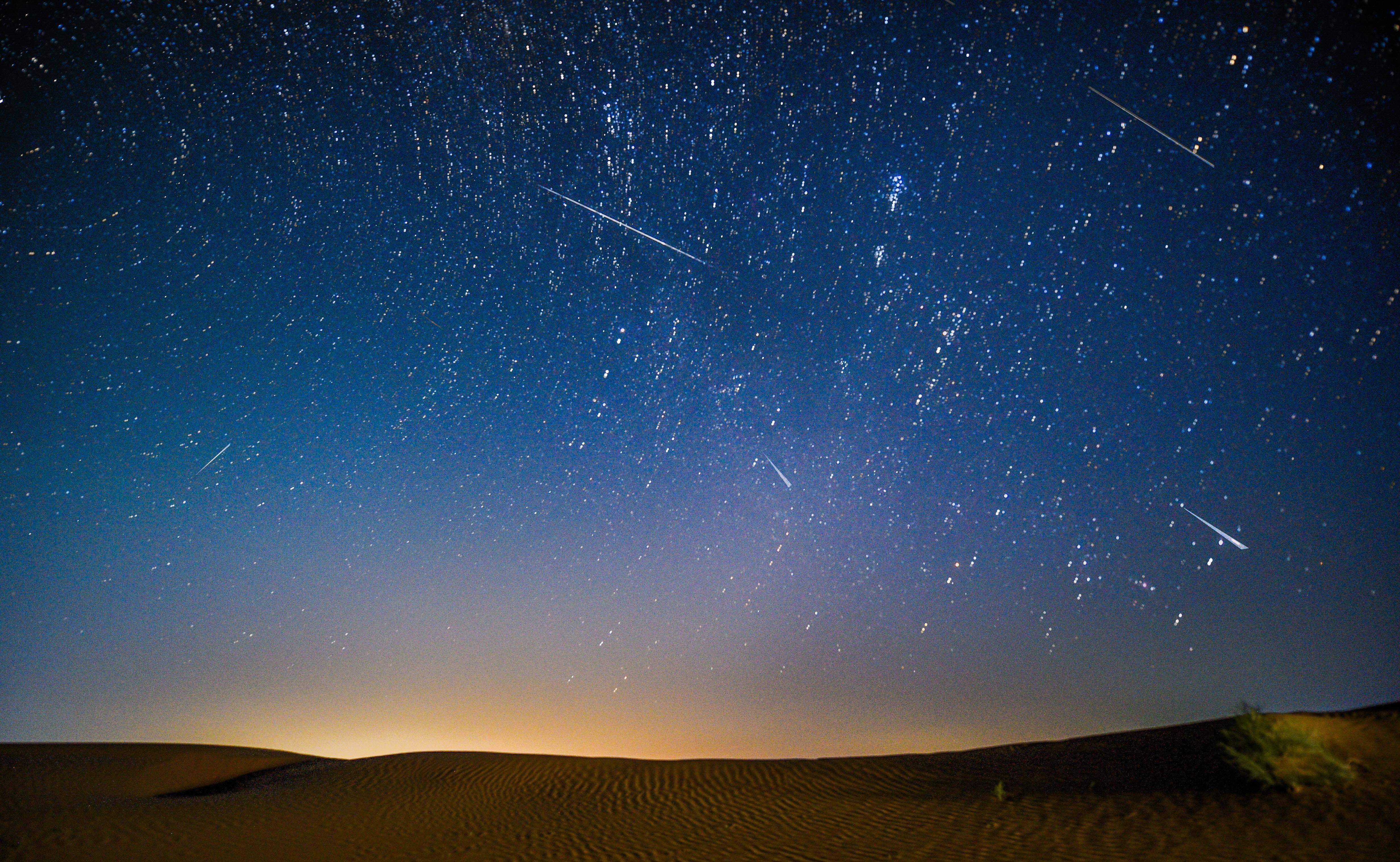 电脑桌面壁纸流星图片