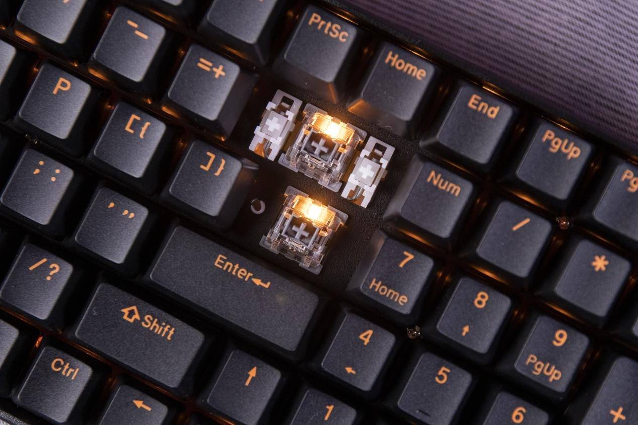 96%配列,100键全键热插拔雷柏v500diy_银轴和_灯光_机械