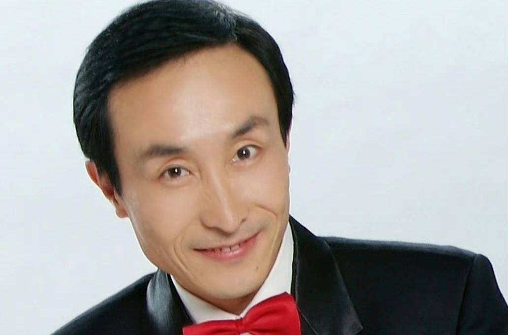 巩汉林:《青春之城》买买房收收租拌拌嘴,现实生活里是个老婆奴_辽宁
