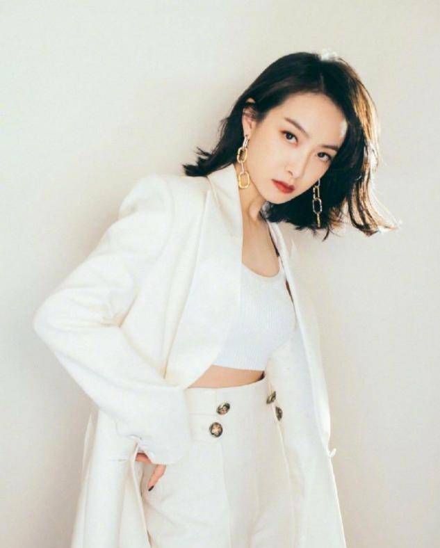 宋茜礼服亮相盛典,chanel2021早春服饰时尚靓丽精致优雅吸睛_经典