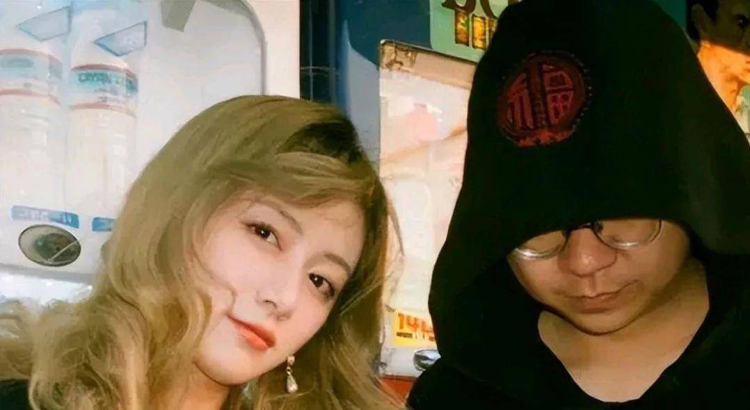 李诞与黑尾酱:自由放任,终因命中注定,匆匆分手_婚姻_感情_爱情