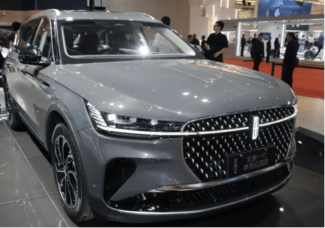 两款中型豪华SUV对比:林肯航海家VS 凯迪拉克XT5_搜狐汽车_搜狐网