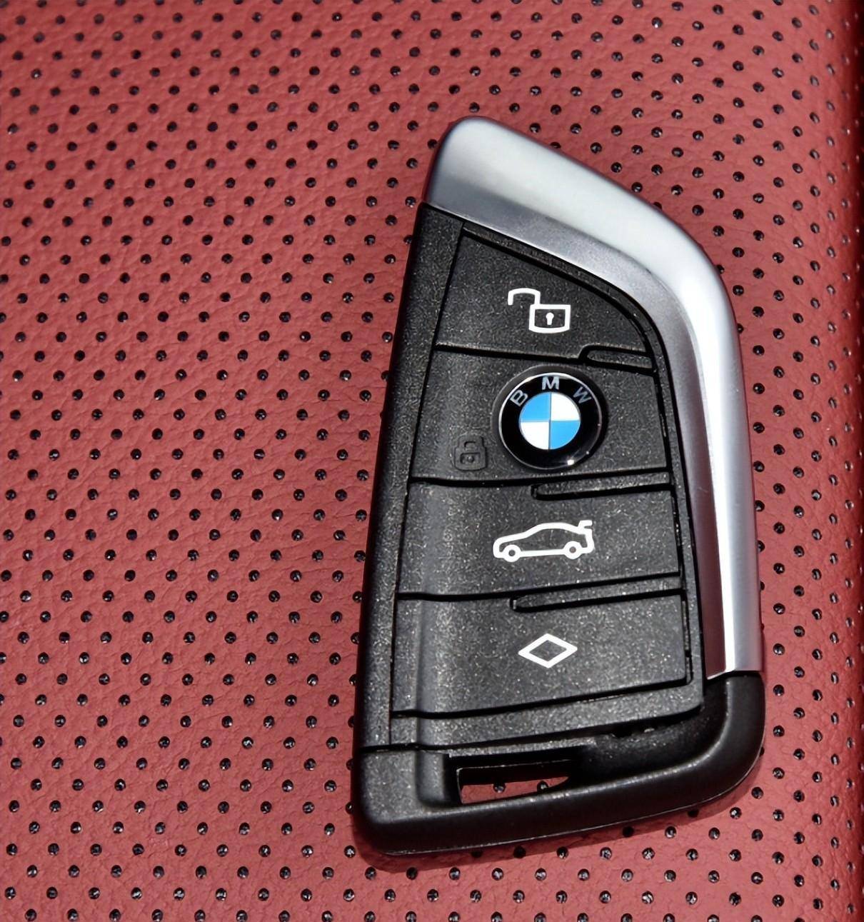 6秒破百,暴躁的声浪,2023款宝马4系闪亮登场_搜狐汽车_搜狐网