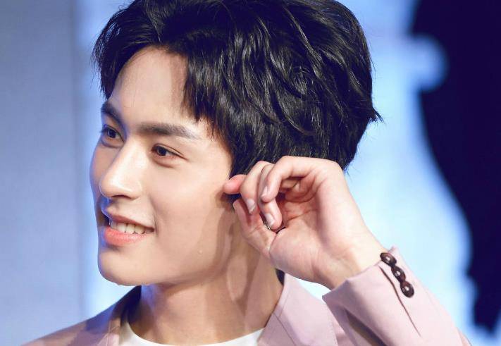 名单有他,嘉宾阵容豪华值得一看,而她却不被人期待_张彬彬_周也_实力