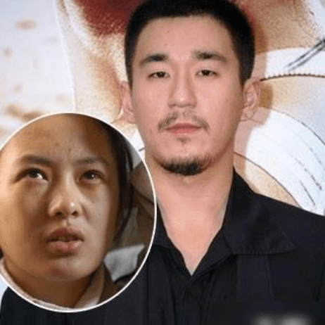 回到学校之后,童谣直接联合学校将黄定宇告上法庭,称自己当时找教导