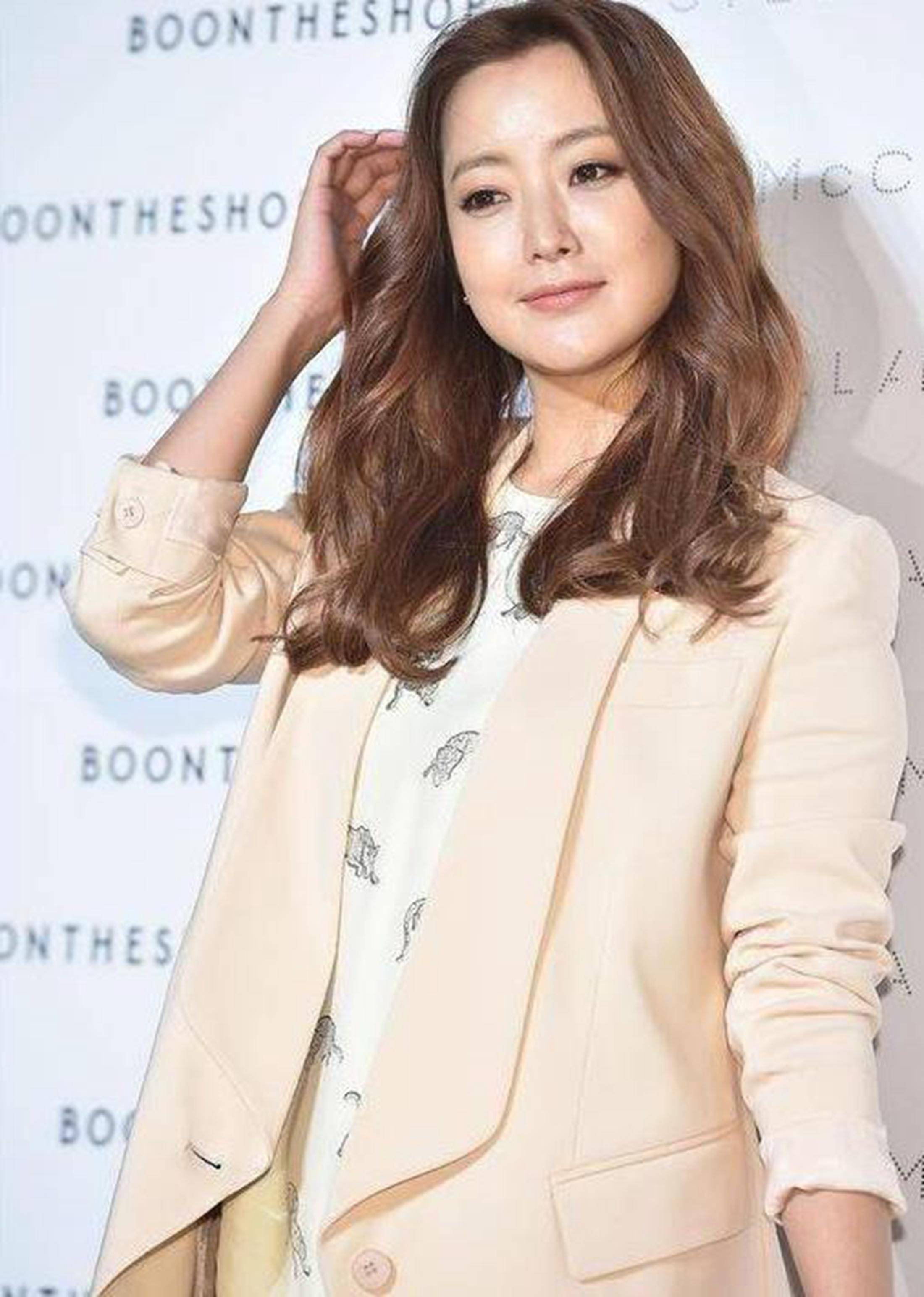 41岁金喜善嫩回颜值巅峰,不愧是韩国第一美女,美出新境界_观众_面容