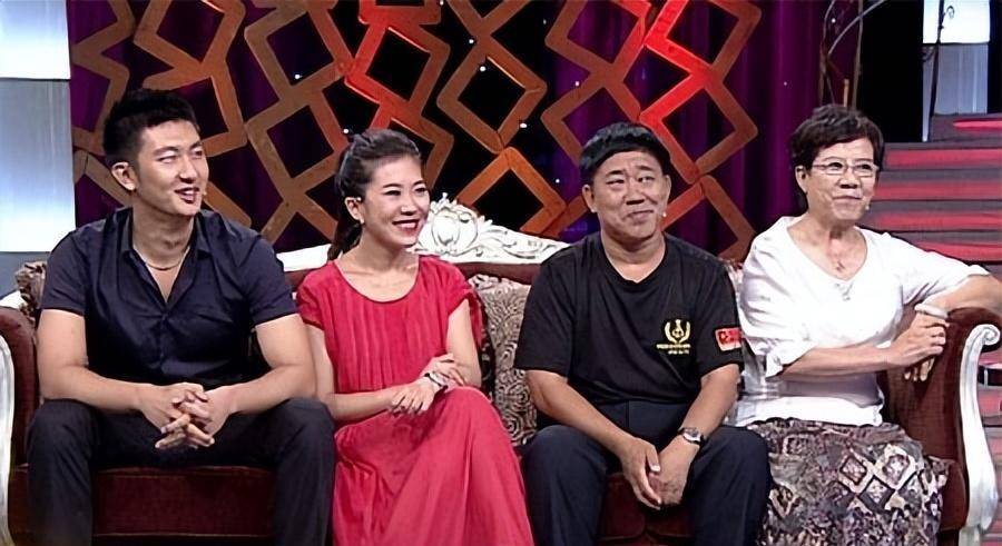 杜旭东全家福曝光!