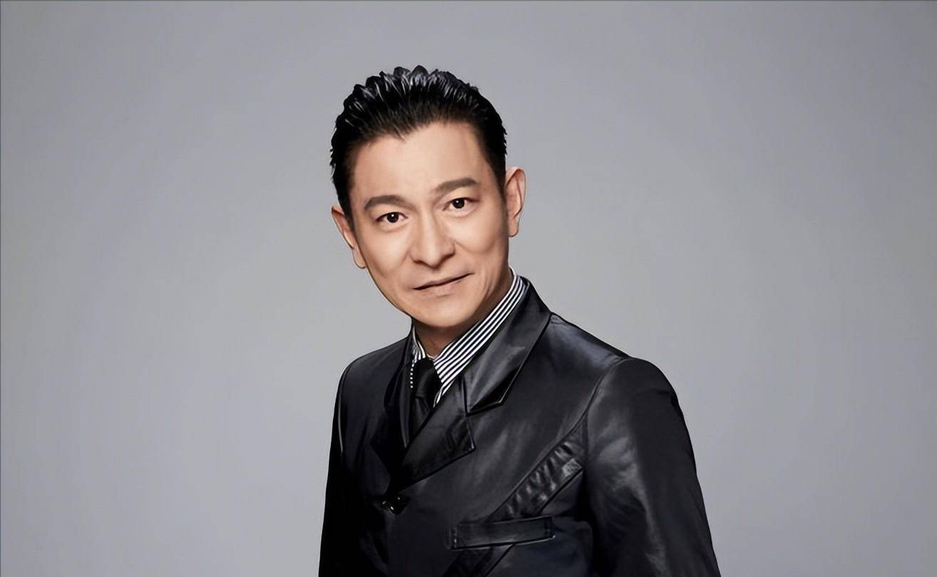 他们之间发生了什么?刘德华现在的表现让很多人望而却步.