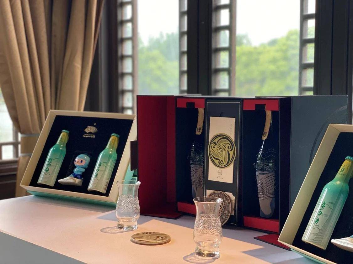 "醉西湖"亚运礼盒正式发布,老杭州记忆又被唤醒_产品_形象_消费