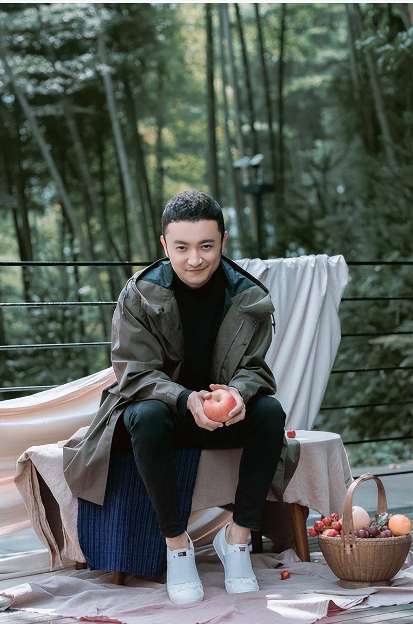 31岁因一句话辞职远赴国外,如今48岁的他怎么样了_李佳明_工作_专业