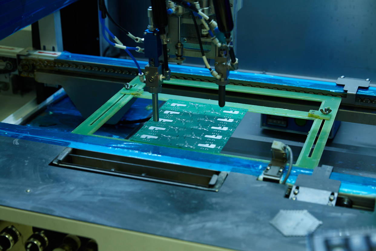 pcb板三防漆涂覆工艺有哪些_喷涂_进行_完成操作