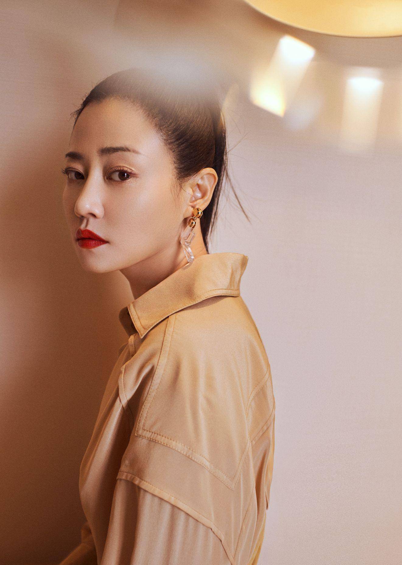 夏天穿搭都选择哪些?网友:谭卓穿搭,值得安排 _时尚_舞儿网