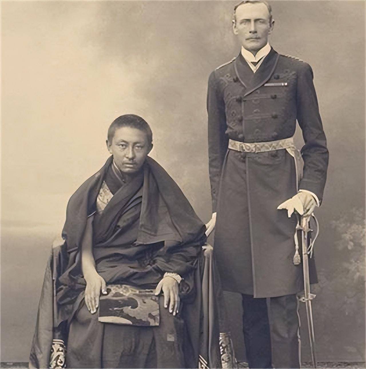 英国太子,班禅道:我只跪拜我大皇帝,其余人不行_康诺_活佛_西藏地区