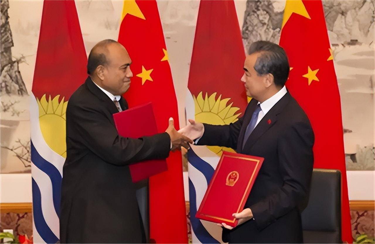 基里巴斯新任总统塔内希·马茂主动向中国释放了善意,并在2019年正式