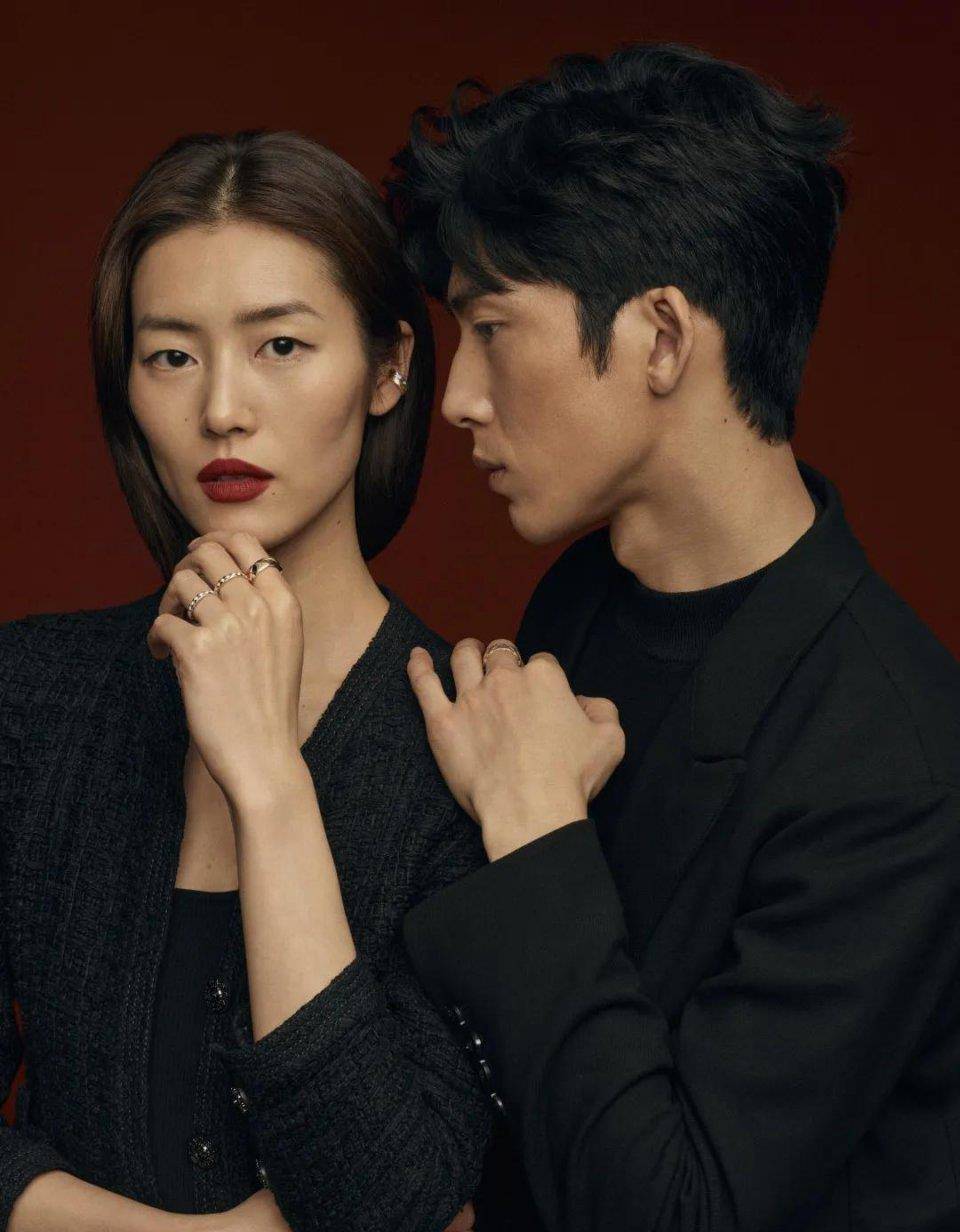 井柏然与刘雯搭档太高级了,两人氛围感满满,大片感扑面而来_品牌_消费