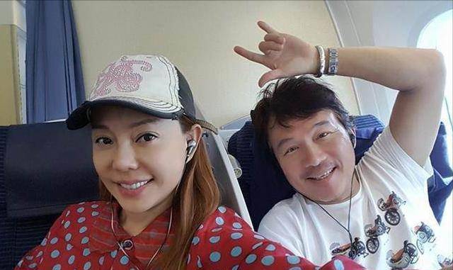 孙鹏狄莺_狄莺母乳喂养儿子12年同床哄睡15年(却亲手将他送入监狱)