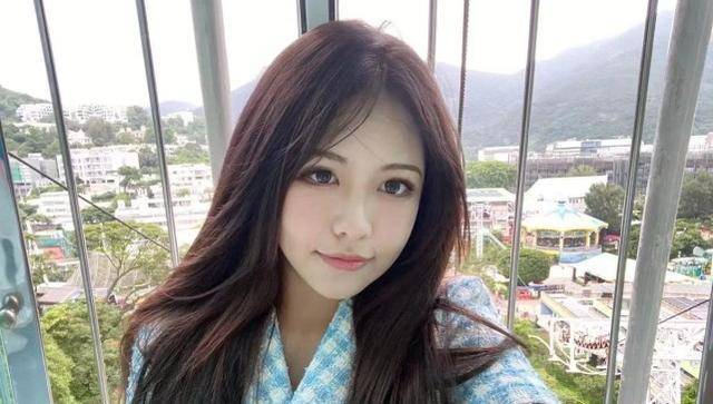 张晓琪是今年参加香港小姐选举的佳丽之一,而且是全场年纪最小的一位.