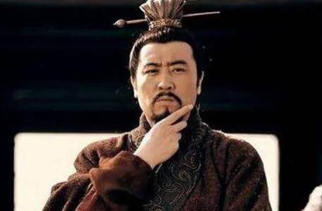 原创
            如果刘备消灭曹操，汉献帝会有什么下场？
                
                 