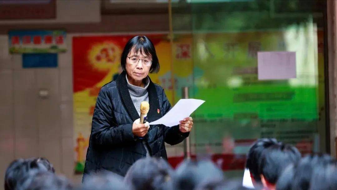 高考作文必看|楷模榜样的作文素材!_人物_时代_精神
