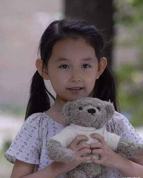 童星出道,几乎出演了大多数女主童年的蒋依依,为什么突然不火了_电视