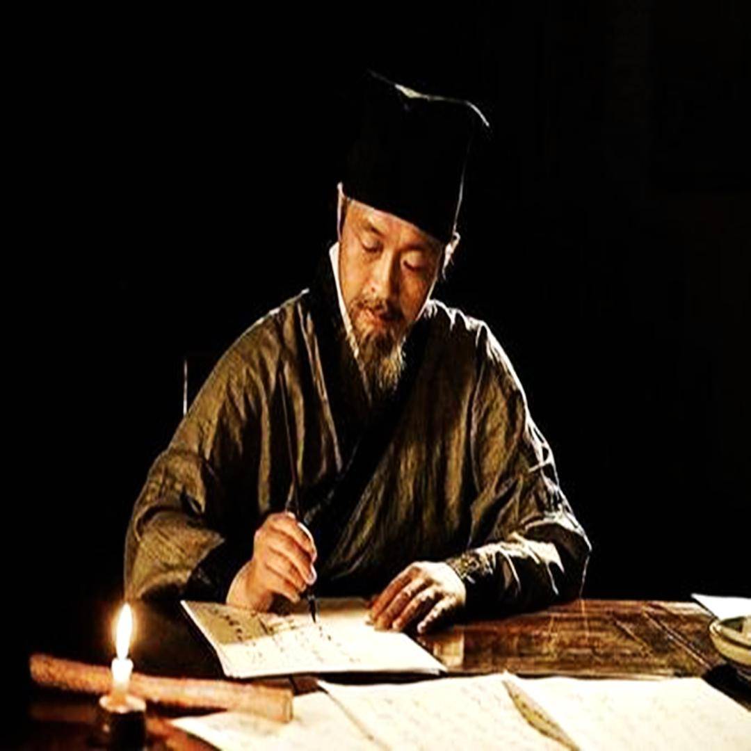 (古代史官)他时常问我,为什么中国人如此热衷于学习自己国家的历史,我