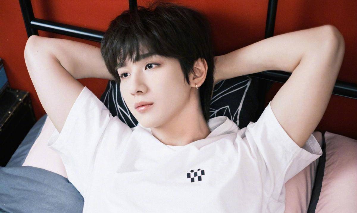 《恶魔少爷别吻我》,《天雷一部之春花秋月》走红的李宏毅,近期再以