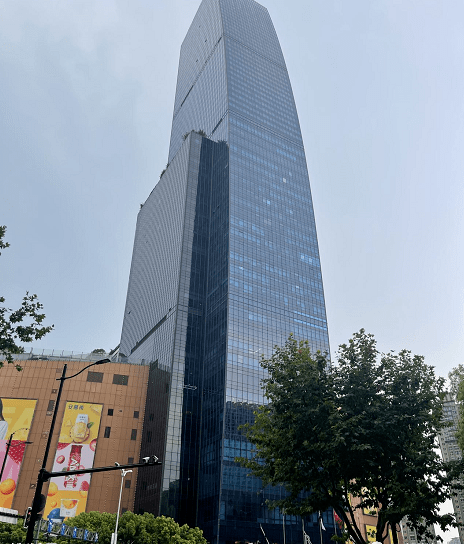 新时空国际商务广场售楼处电话:400-000-0460转8000【营销中心】24