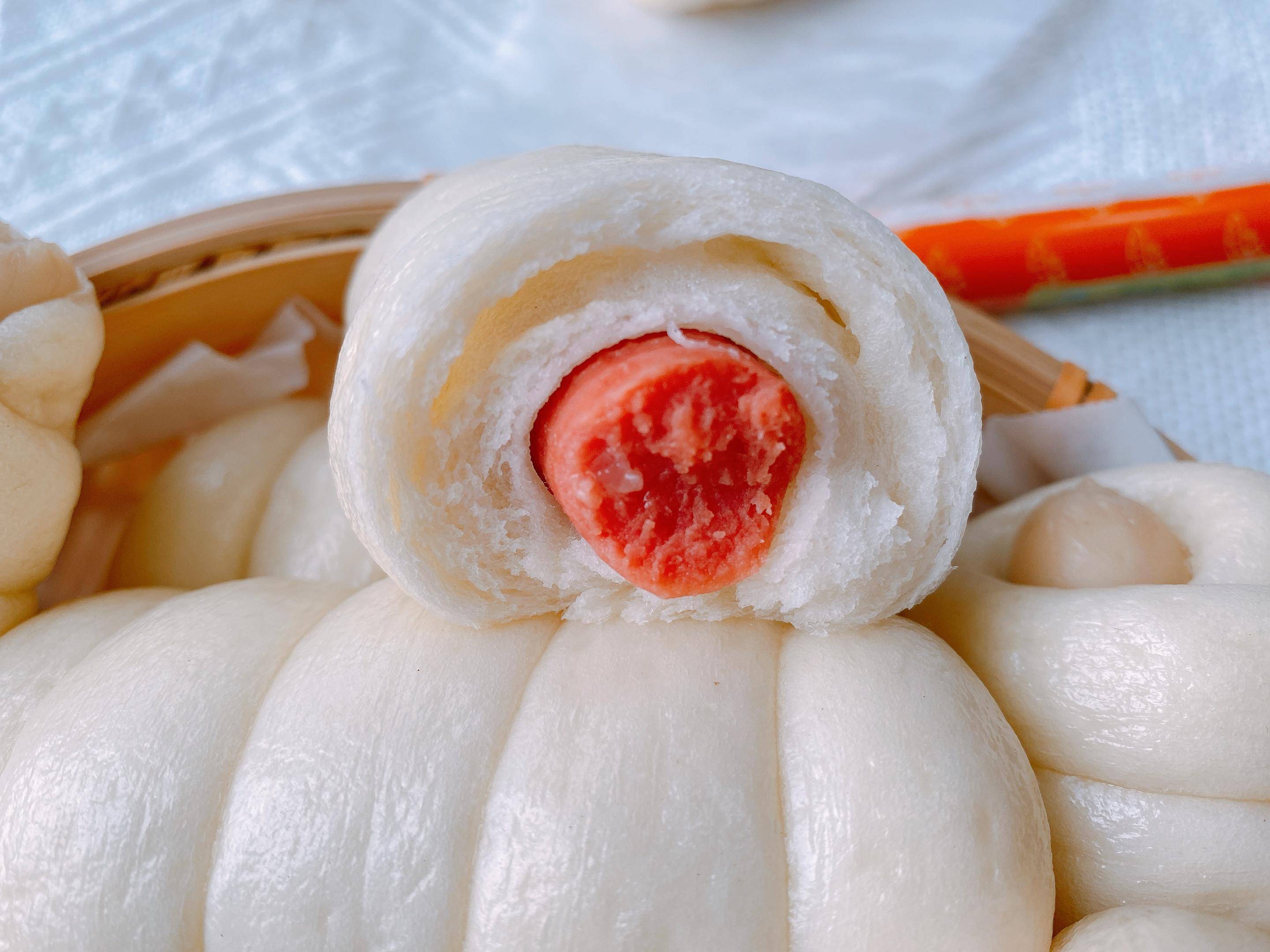 适合五一出游的火腿肠馒头,一次揉面2种做法,蓬松暄软孩子爱吃_面团