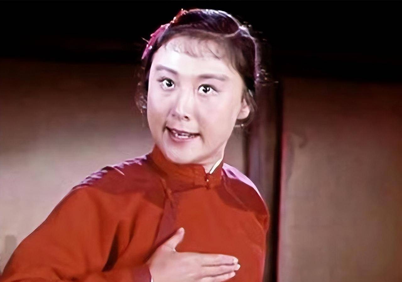 坎坷的"李铁梅"刘长瑜:丈夫早逝后再婚,平凡儿子却是她的骄傲_演出