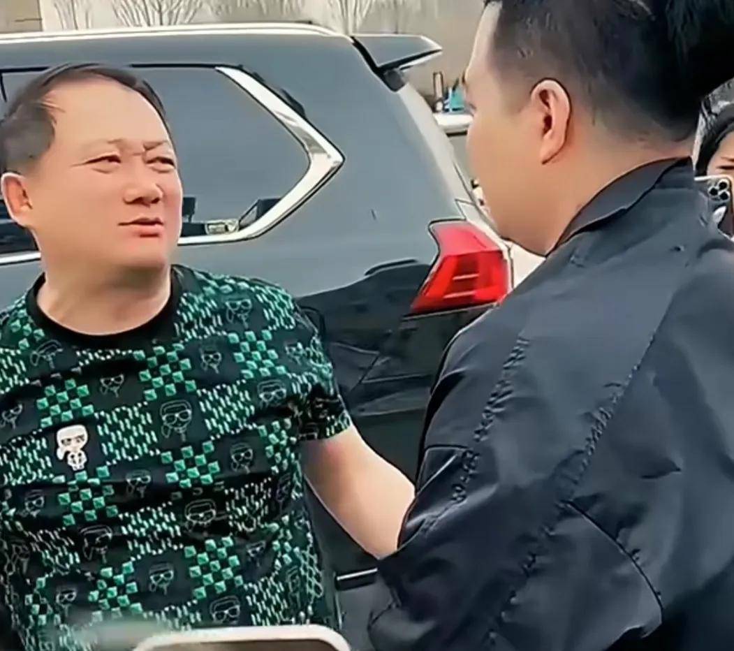 谢广坤不听师父警告五一期间接私活,没到公司报到,师父别回来了!