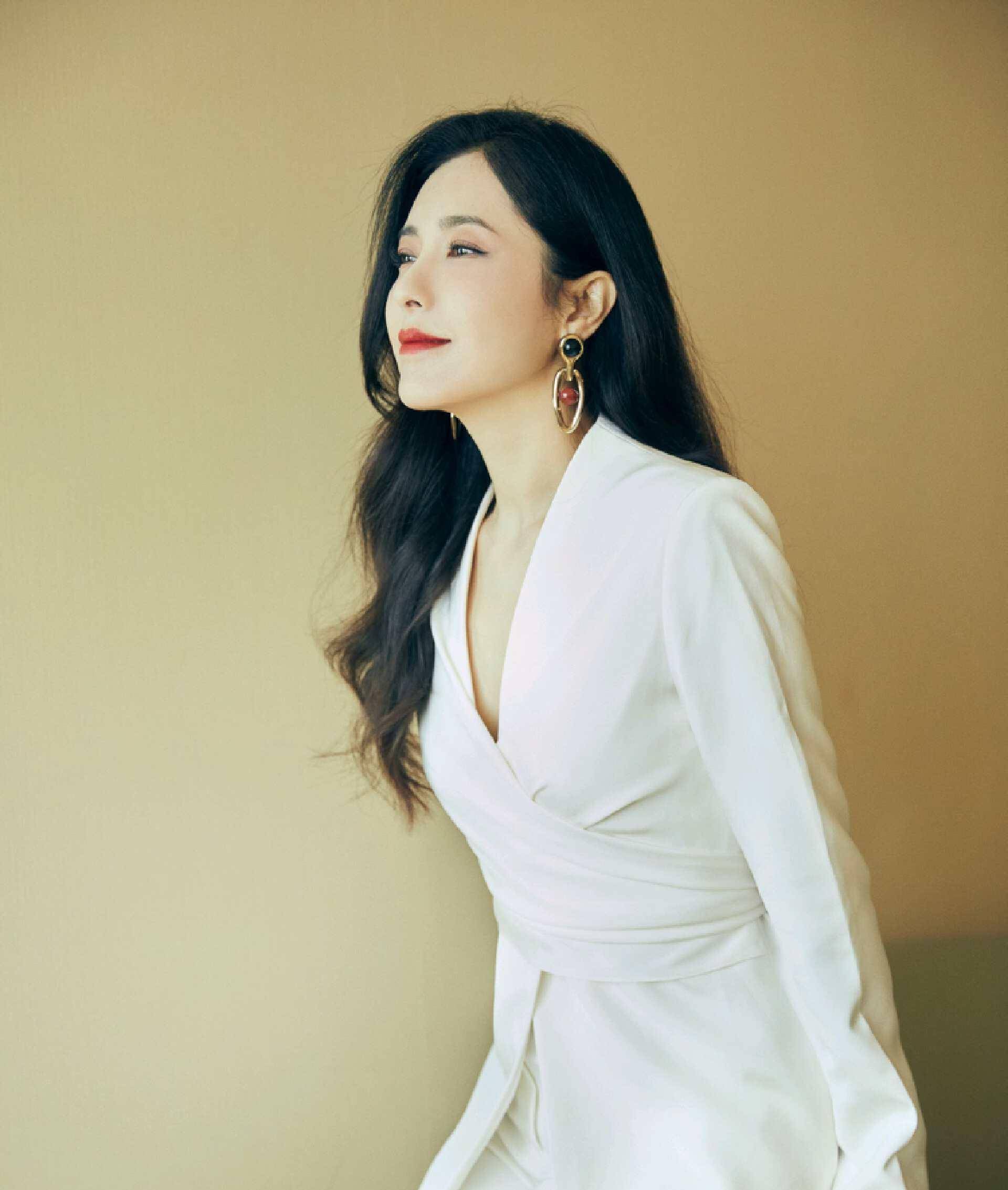 曾黎:人比剧美却总演不火,不是演技不行,而是不懂荧幕形象塑造_风格