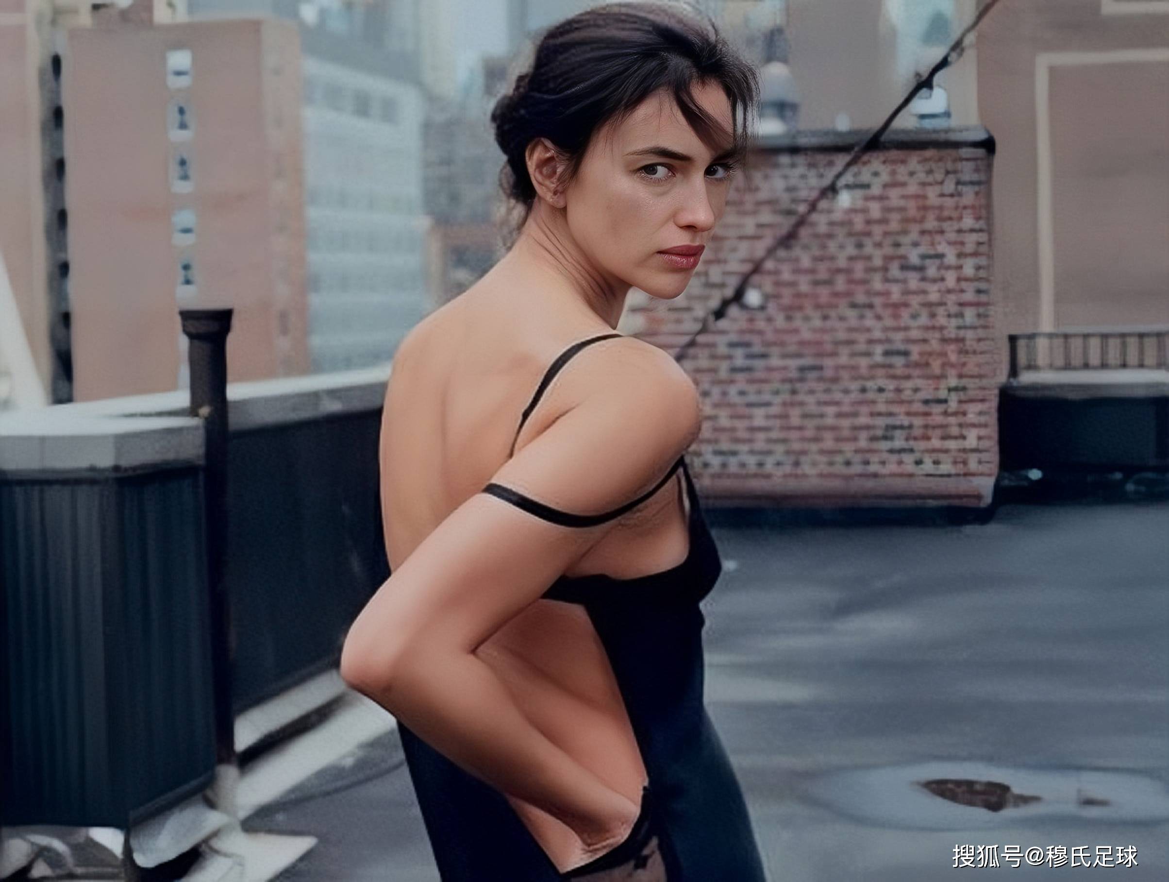 盘点:伊莲娜 c罗分手,伊娃被搞大肚子,葡萄牙巨星:不给我生娃_男人