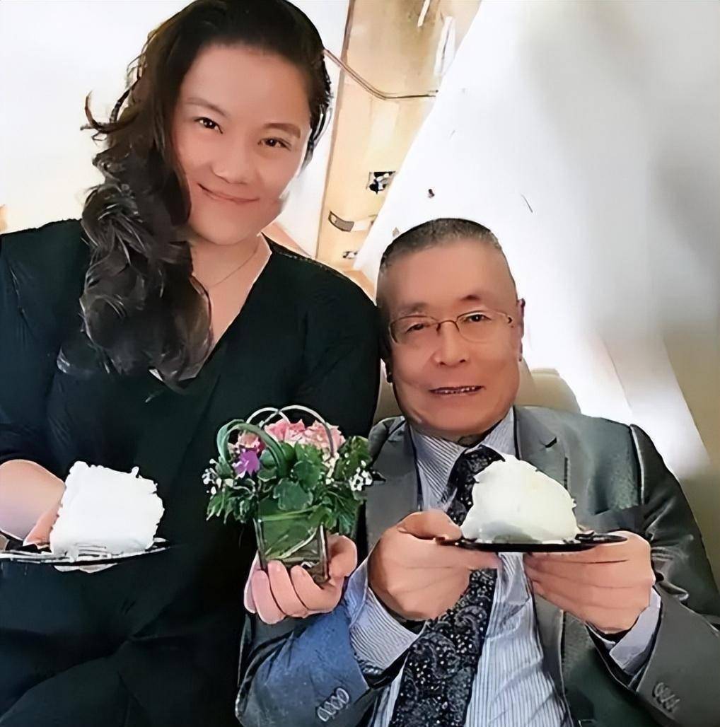 孙颖41岁嫁78岁刘诗昆,3年生下一女,女儿出生身价5个亿_叶向真_钢琴