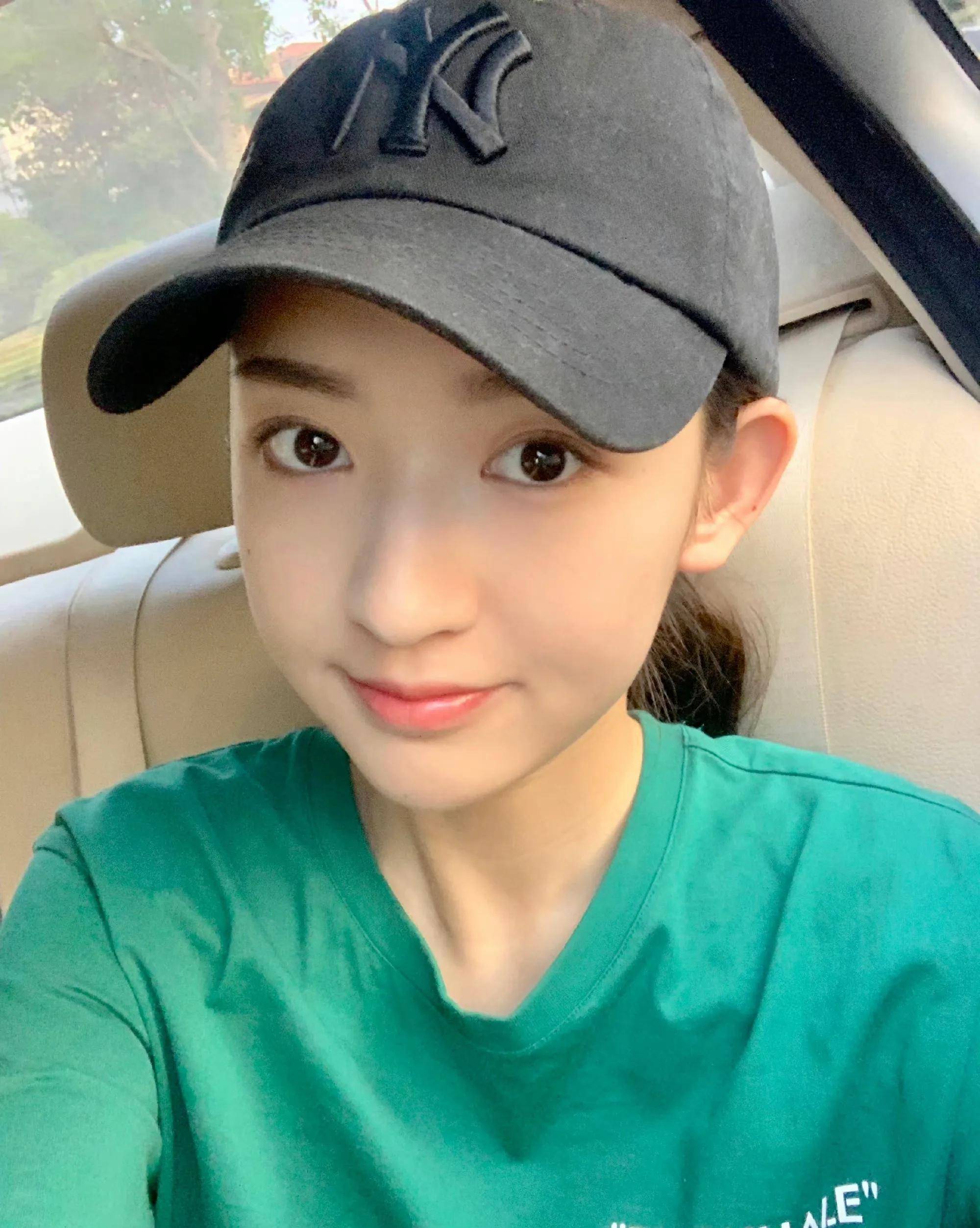 人气飙升,女主争议大,疑似劈腿导致导演自缢_王玉雯_胡波_王子奇