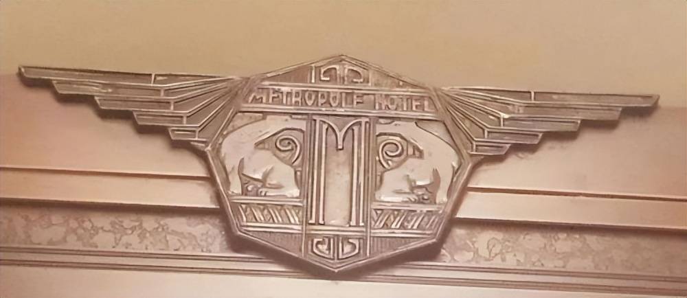 事实上,不管在中国还是西方,从古代到近代,在可见的历史记载中,灵缇犬