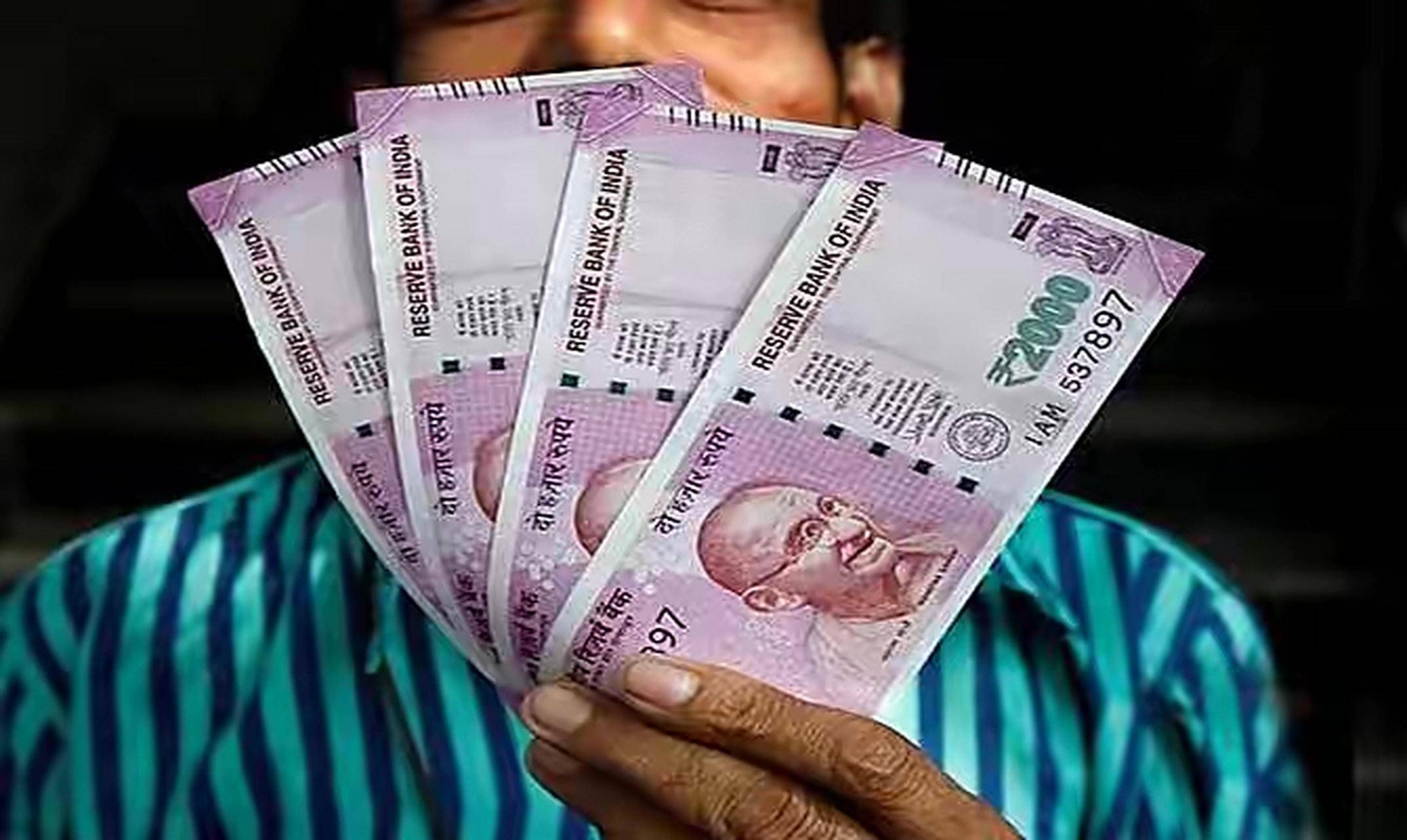 俄印暂停使用卢比谈判，俄点名想用人民币后，秦刚与俄印外长会面_搜狐网