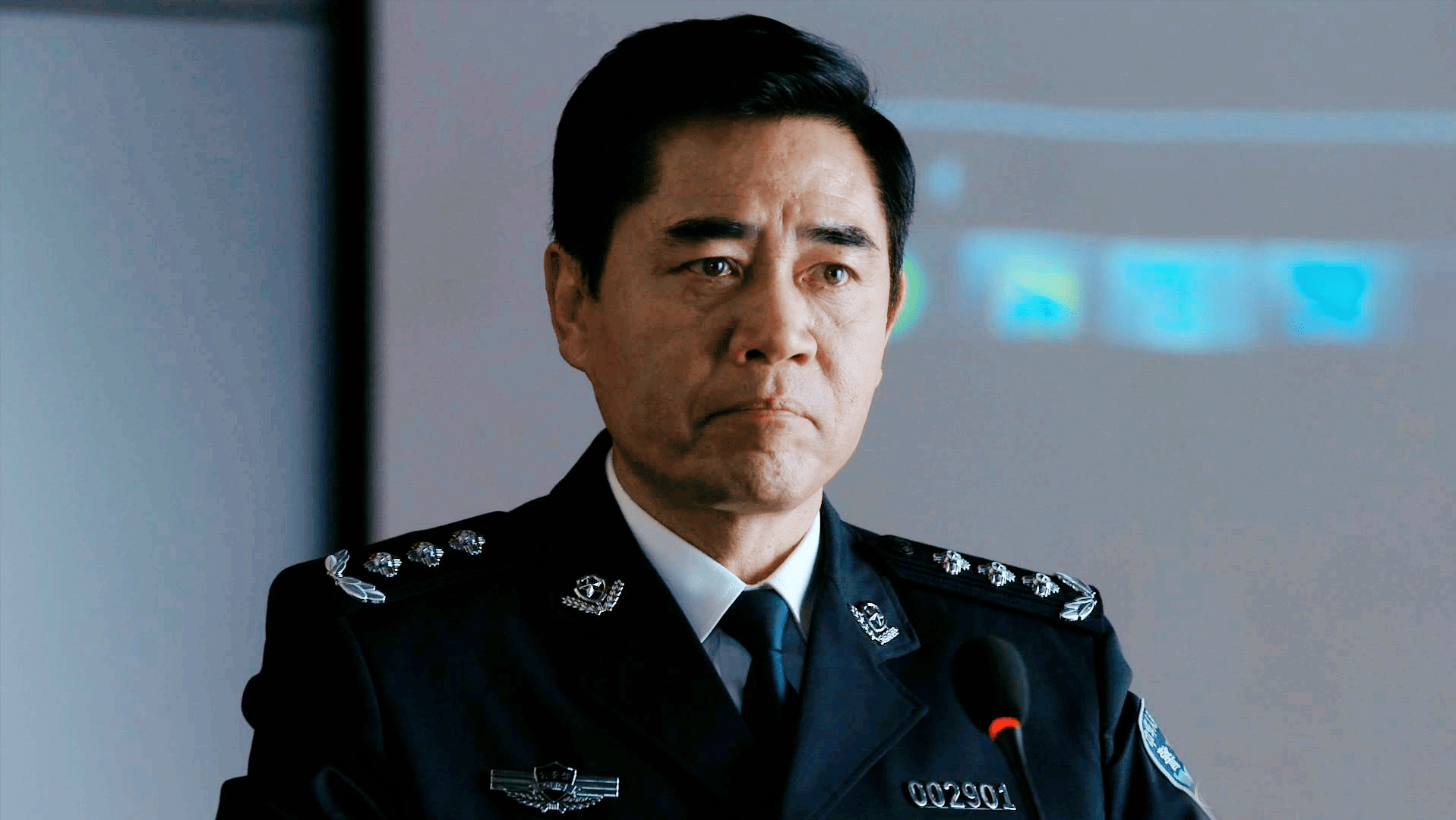张译不愧是"霸屏王",主演反腐剧《地方行动》和陈宝国同台飙戏