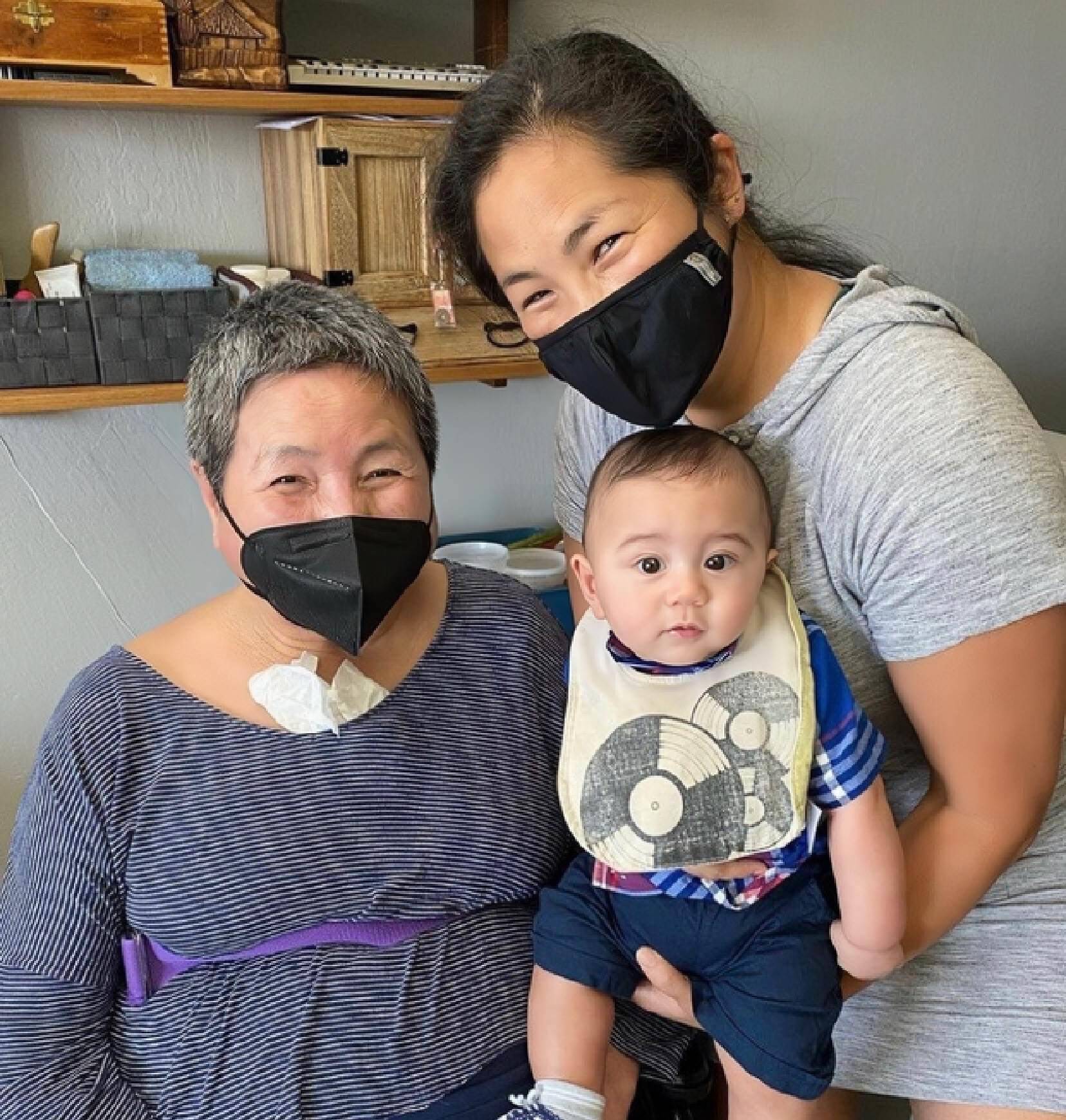 香港知名老戏骨将升级做奶奶,儿子晒照宣布外籍女子有喜_郑佩佩_原和