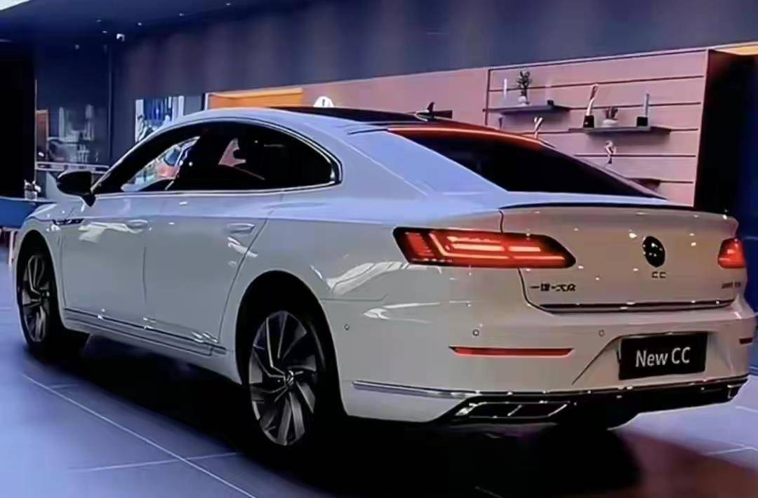 2023款大众cc!漂亮外观简洁帅气,符合年轻人审美观,你看上没?
