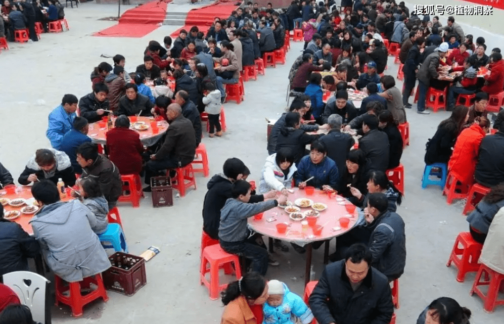 不管是红事还是白事,酒席都是绕不开的一个话题.