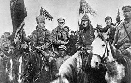 1917年,沙俄爆发十月革命,国内乱成了一锅粥,被击败的白匪四处流窜,不