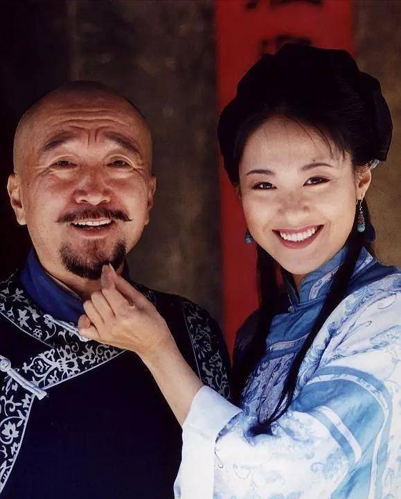 提到此事时依然表示不后悔,相较于在名利场上周旋的王刚和张铁林,落个