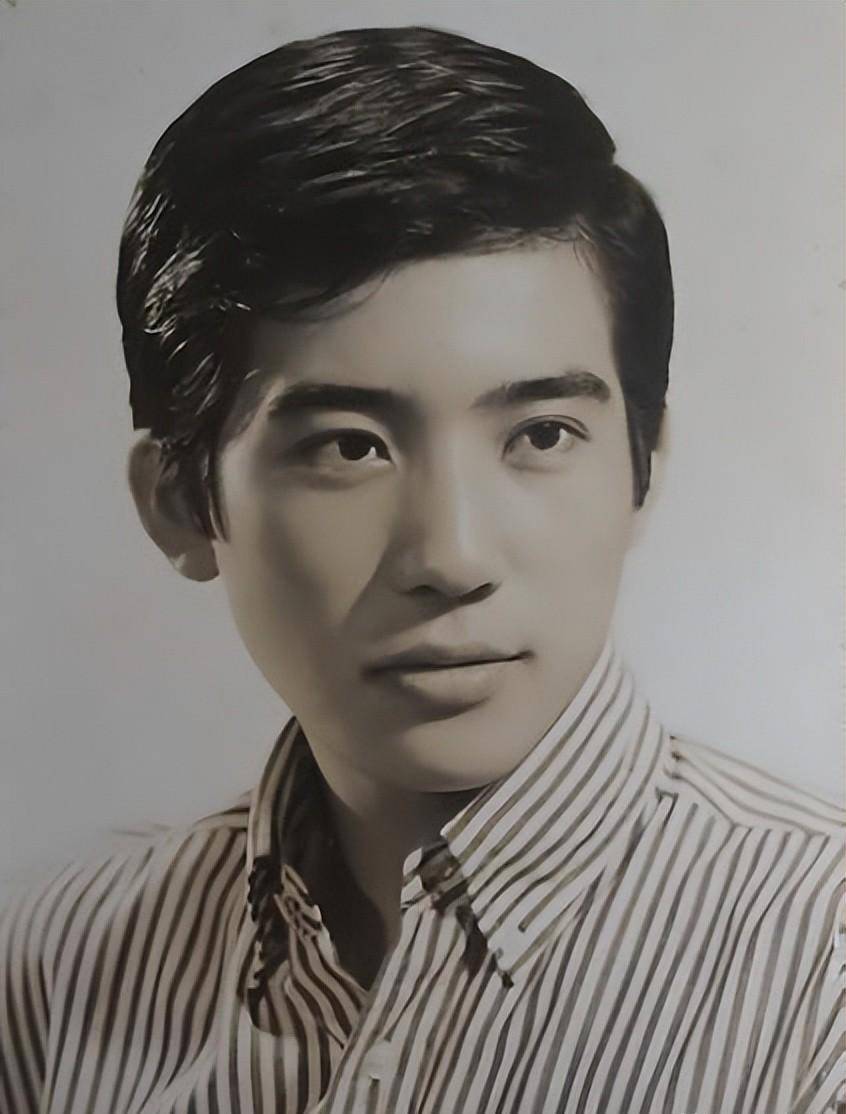 76岁老戏骨秦汉近照,骨瘦如柴苍老明显,曾与林青霞相恋多年_和林