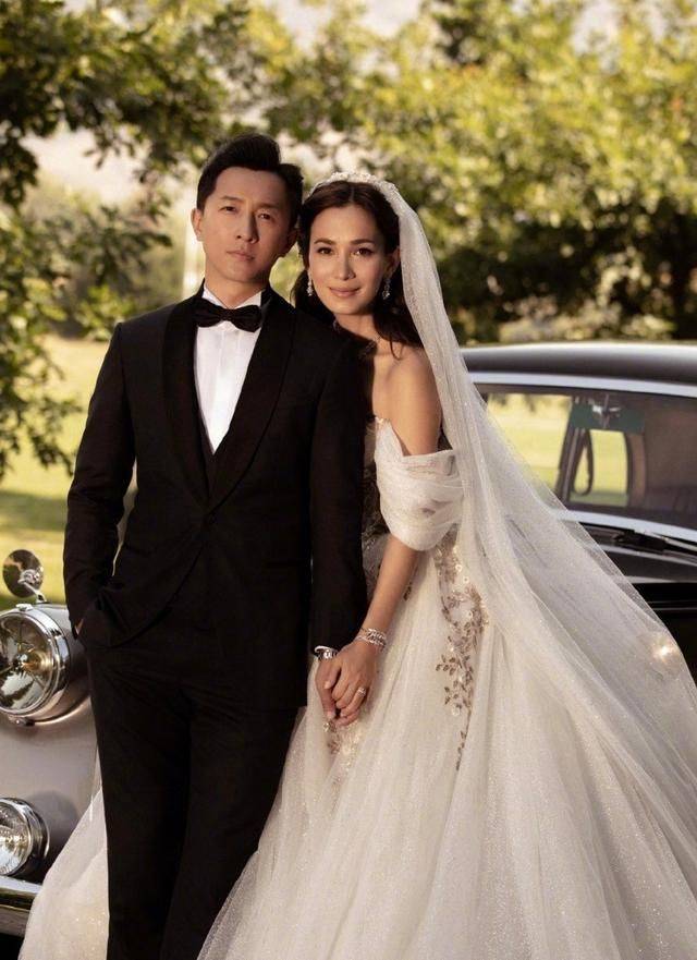 《乘风4》辣妈幕后:谢娜获张杰带娃探班,卢靖姗带娃参加喂母乳