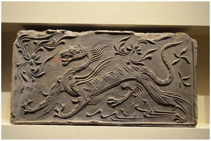 汉青龙画像砖05汉 代 瓦 当瓦当是古代中国建筑中覆盖建筑檐头筒瓦