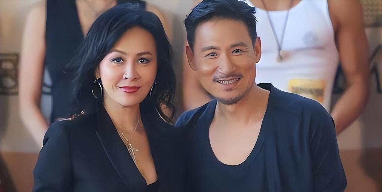 暴露刘嘉玲真实地位,与何超琼是闺蜜而非情敌_张学友_林青霞_周润发