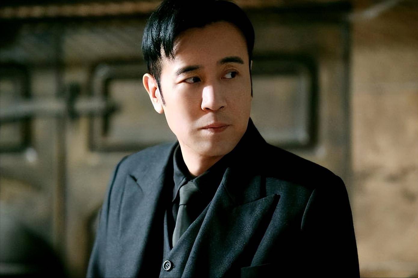 从跑龙套到影帝,靠长姐母乳养大,于和伟的成名史藏有"隐痛"_大姐_母亲