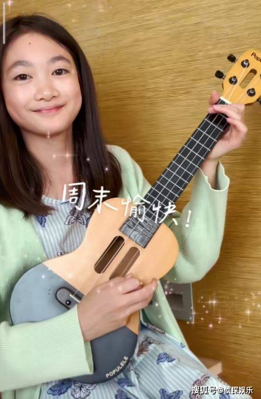李小鹏晒女儿跳舞,11岁奥莉身材高挑舞姿优美,穿露脐装引争议_小时候