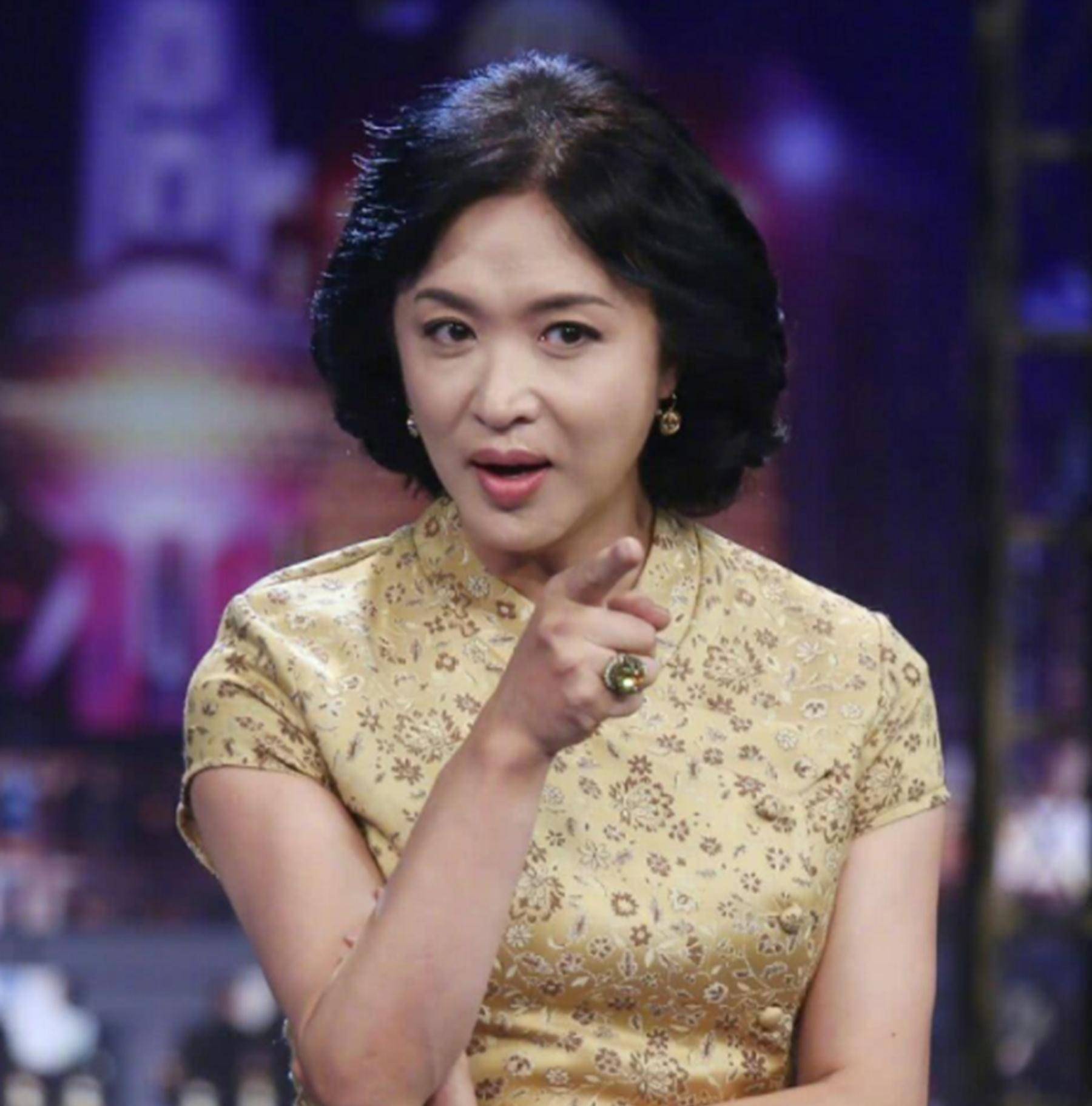 从名字到血统都是假的,被金星"吐槽"后淡出圈,回归后人气下降_萨顶顶