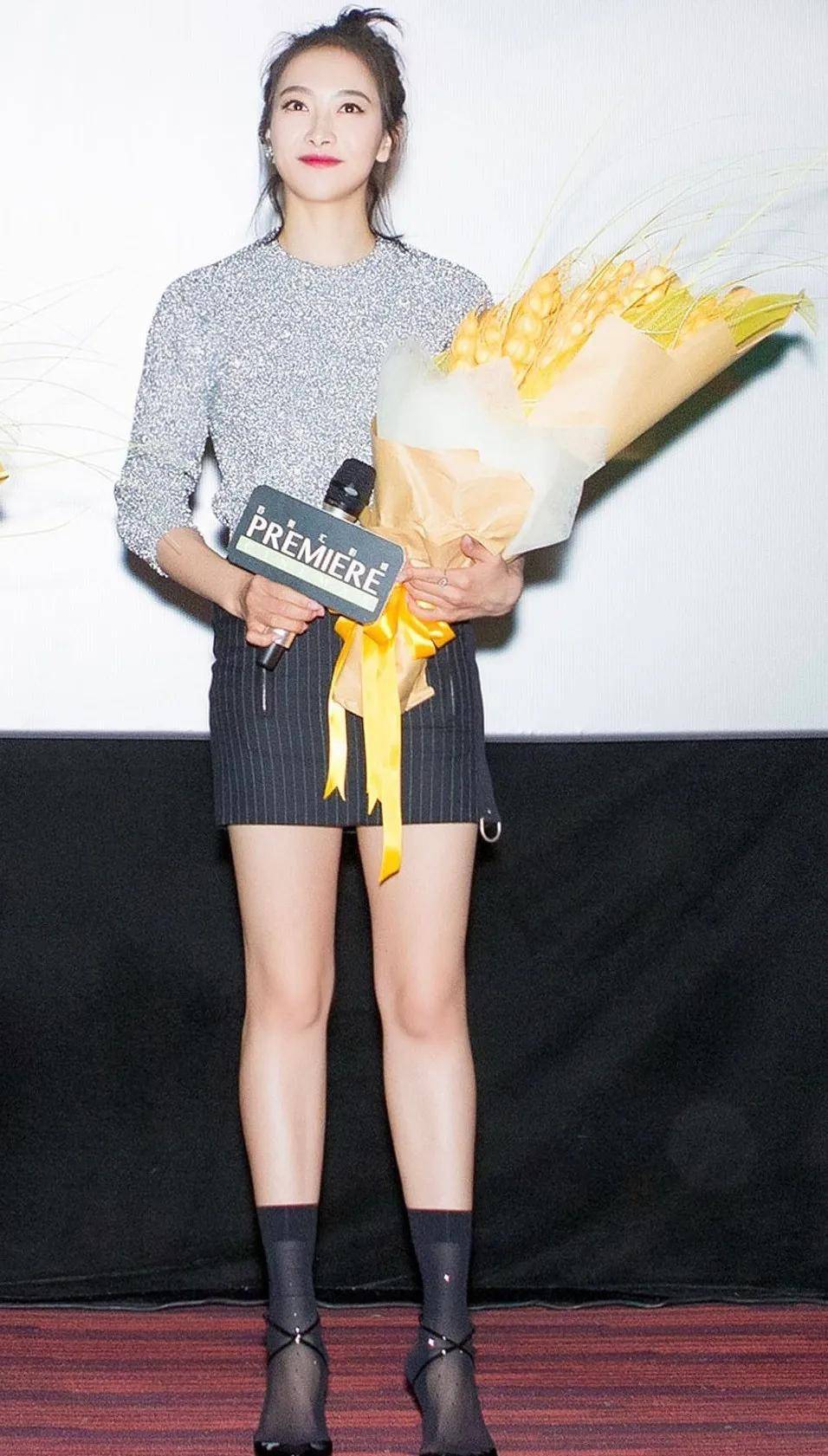 宋茜女神的尖头高跟鞋_明星_白色_黑色